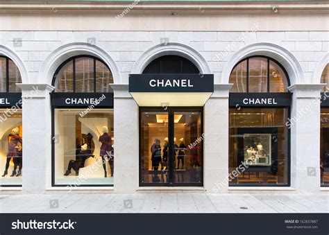 chanel outlet